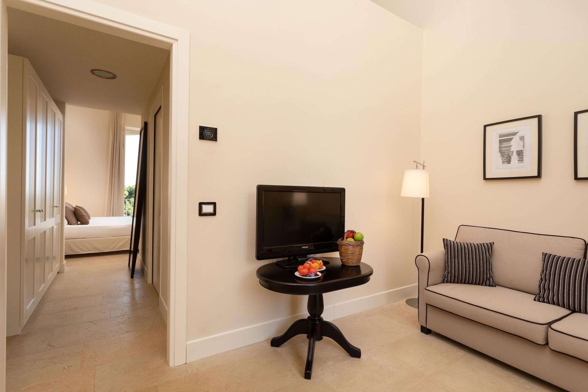 Hotel Borgo Di Luce I Monasteri Golf & 5*
